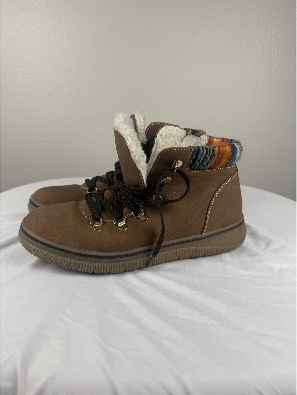 Bjorndal Everly 301786 Womens 8 Brown Faux Suede Sherpa Lined Ankle Boots